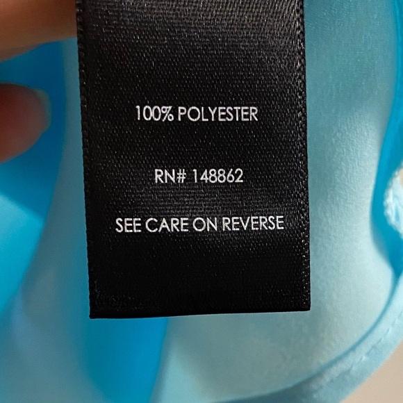 Torrid Georgette Twist Surplice Flutter Sleeve Blue 2X NWT - Picture 7 of 7